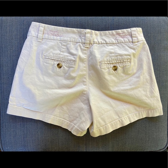 Khaki Shorts by Gap size 00 - Picture 2 of 8